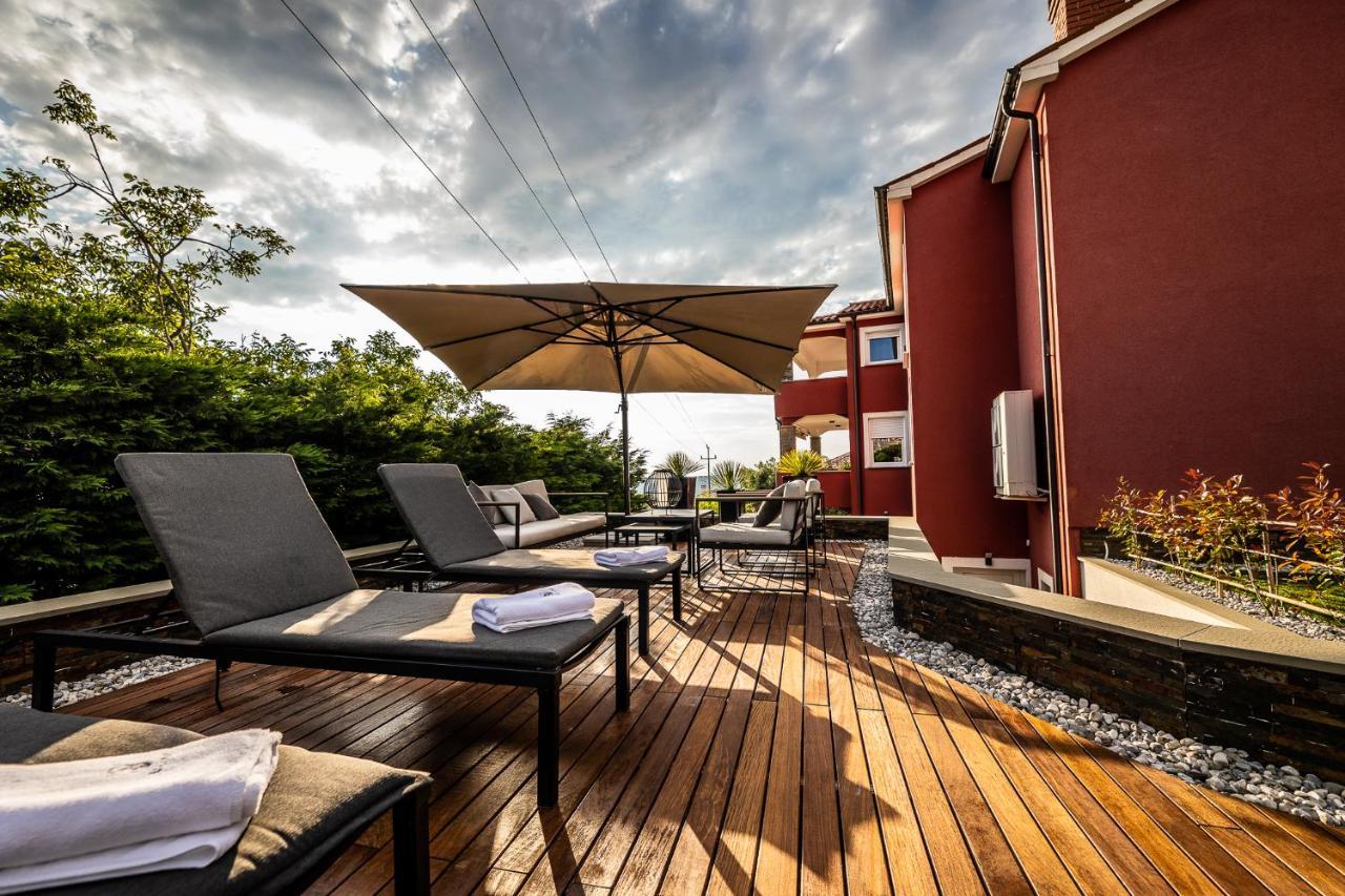 Villa Sunset Pool & Spa Apartments Zgornje Skofije Exteriér fotografie