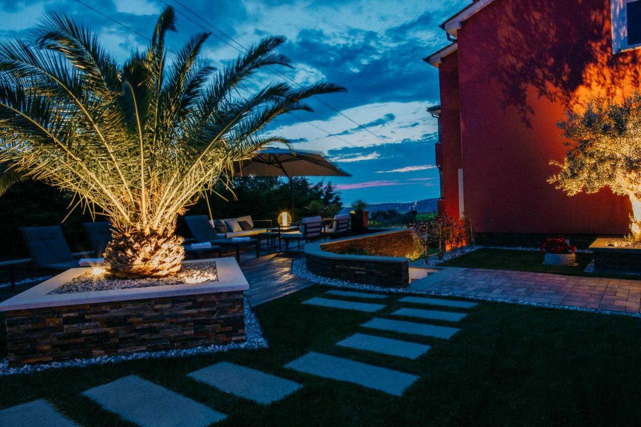 Villa Sunset Pool & Spa Apartments Zgornje Skofije Exteriér fotografie