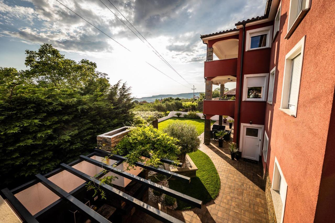 Villa Sunset Pool & Spa Apartments Zgornje Skofije Exteriér fotografie