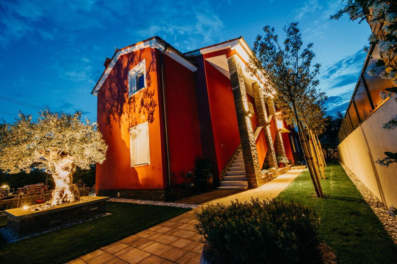 Villa Sunset Pool & Spa Apartments Zgornje Skofije Exteriér fotografie