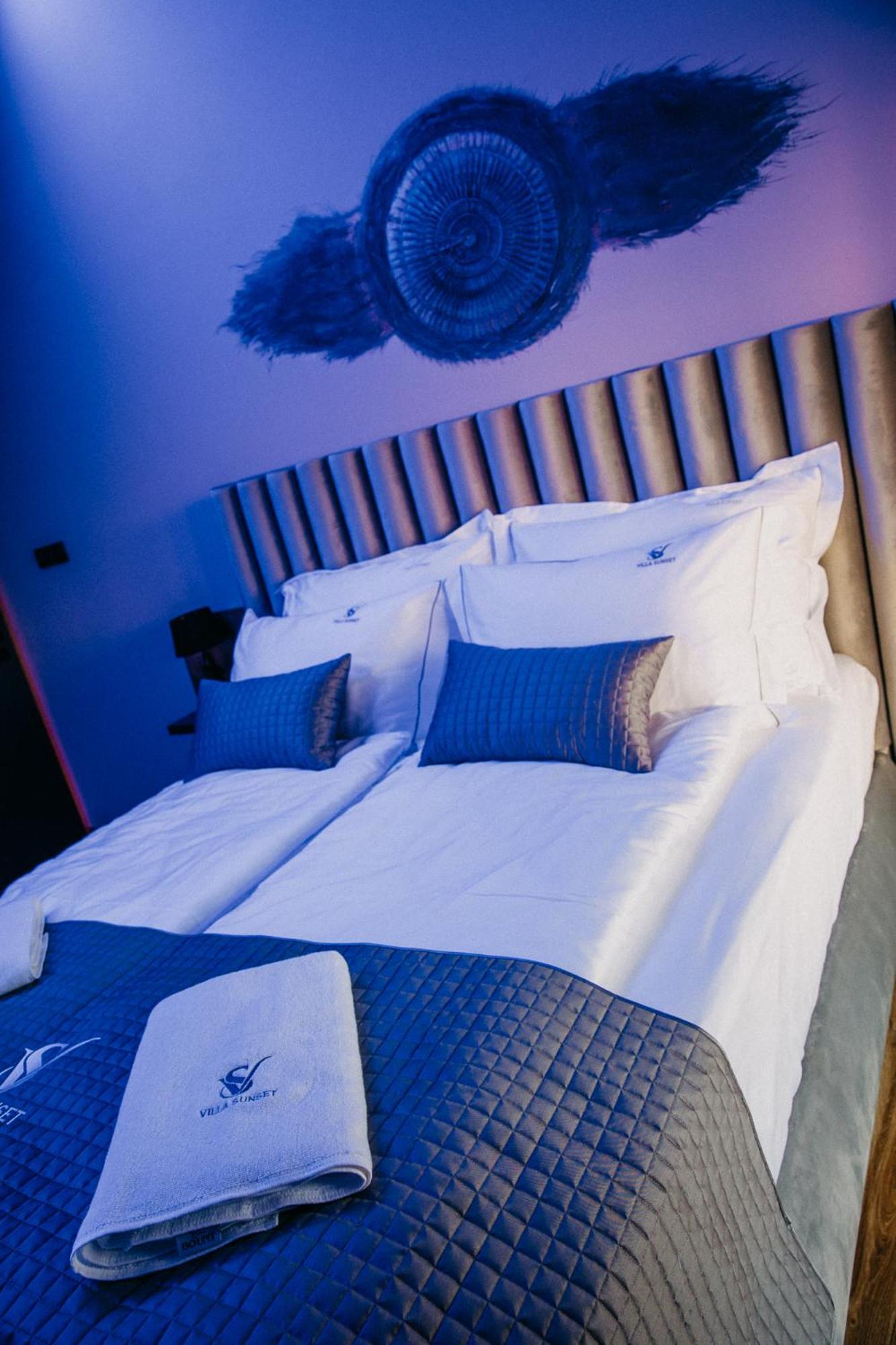 Villa Sunset Pool & Spa Apartments Zgornje Skofije Pokoj fotografie